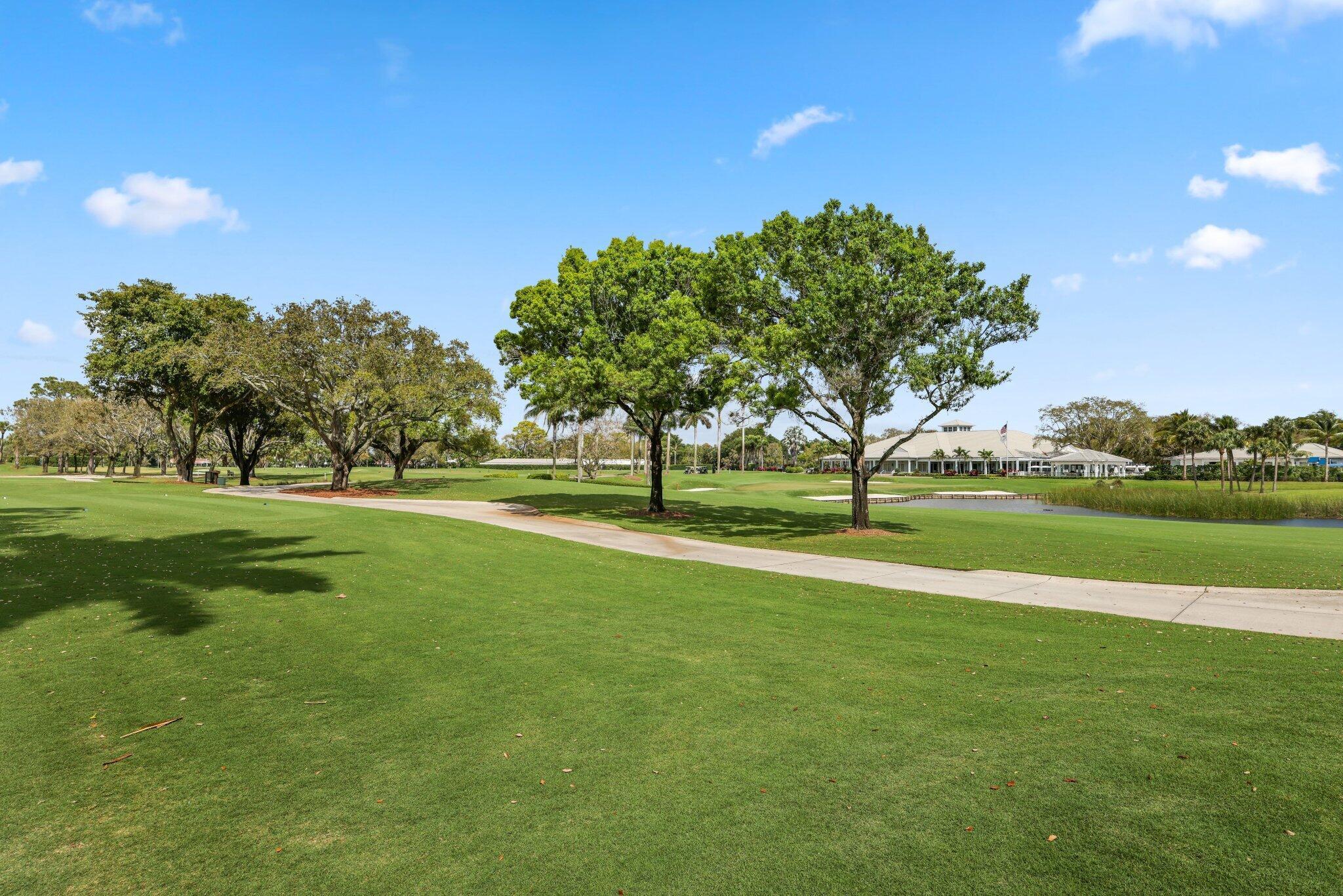 DELRAY DUNES 2ND SEC - Residential