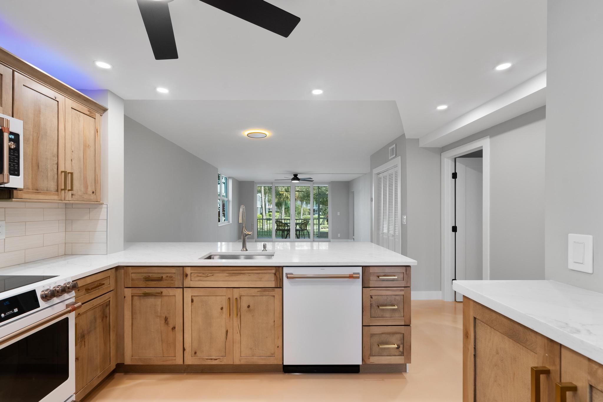 TROPIC BAY CONDO - Residential