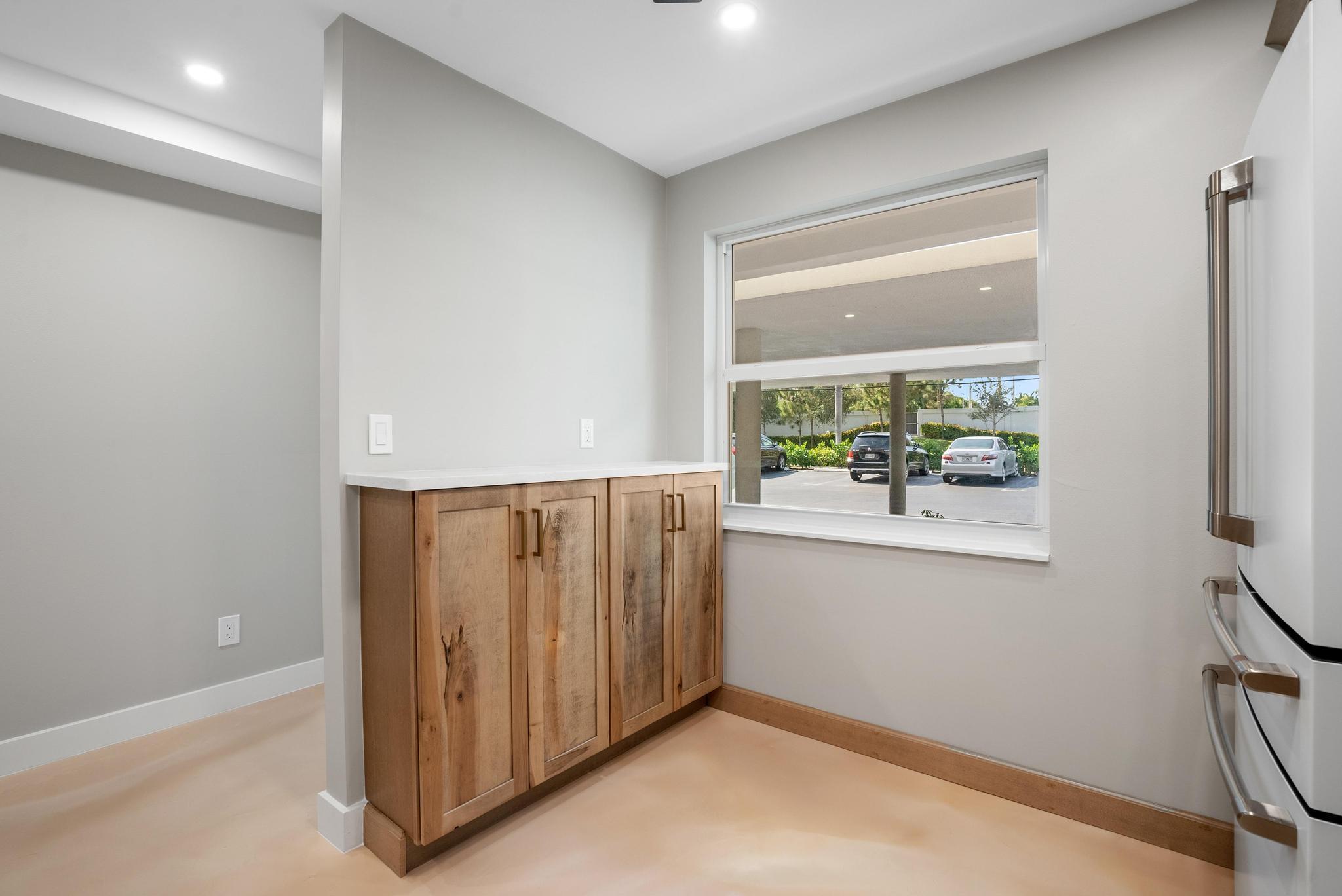 TROPIC BAY CONDO - Residential