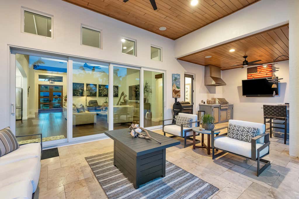 Photo of 14500 68th Drive N, Palm Beach Gardens, FL 33418 (MLS # B26047300)