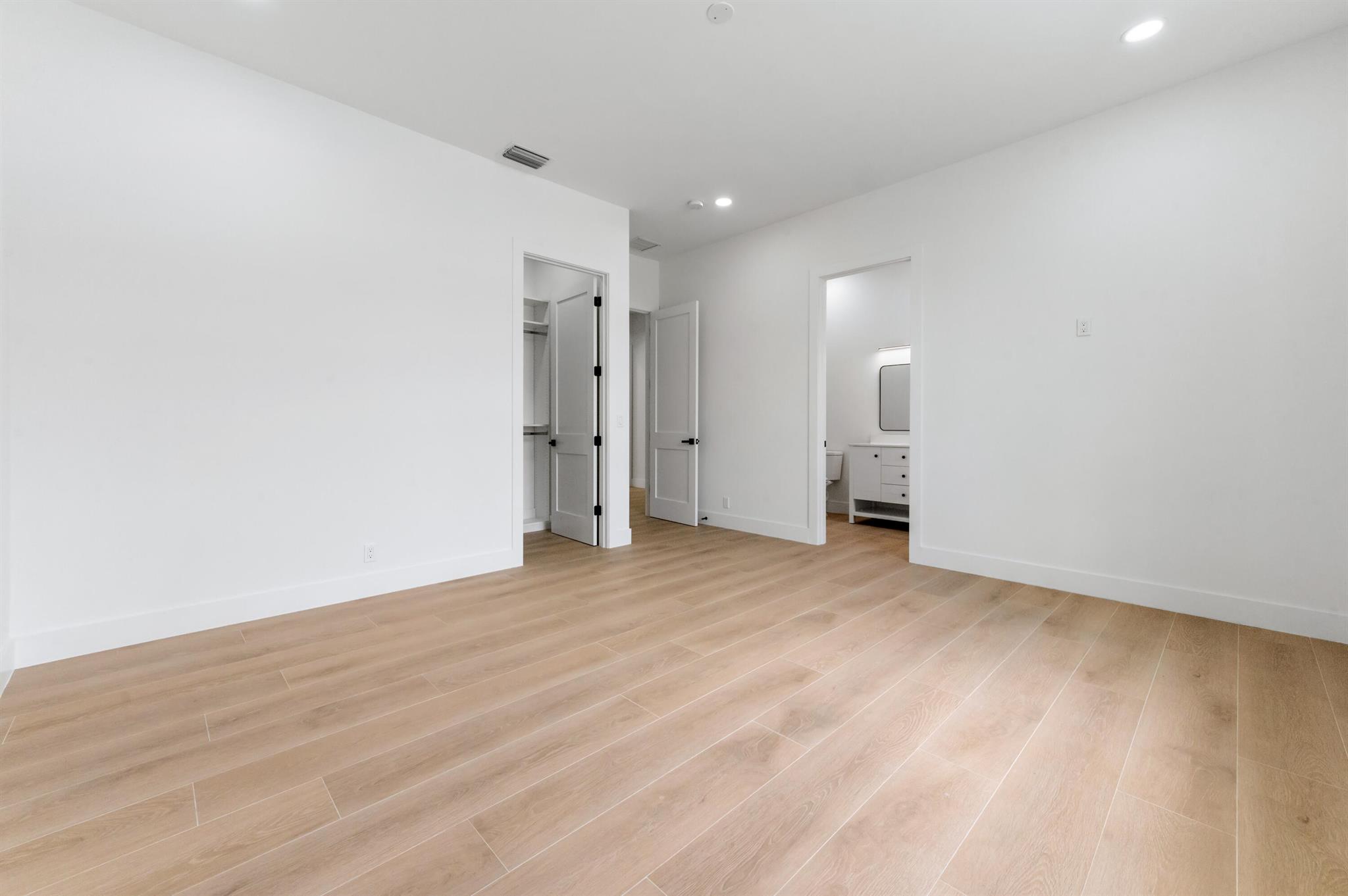 PADDOCK PARK 1 OF WELLING - Residential
