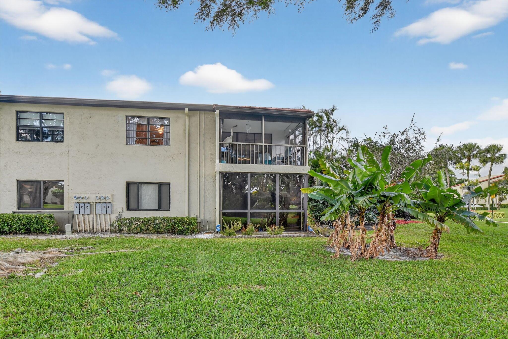 FAIRWAYS OF BOCA LAGO CON - Residential