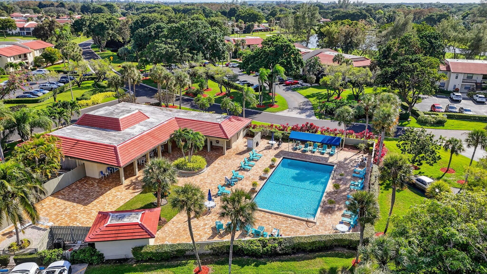 FAIRWAYS OF BOCA LAGO CON - Residential