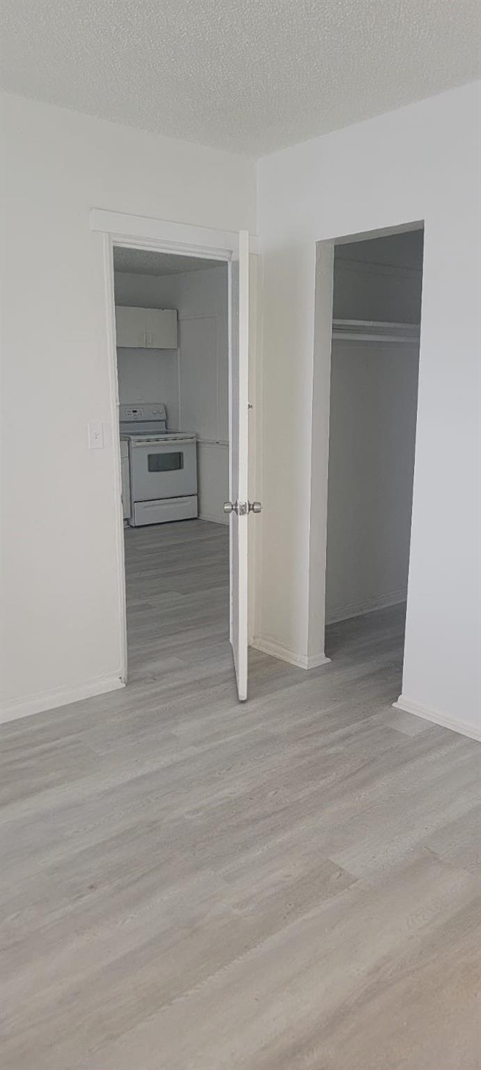 Hollywood Terrace 3-12 B - Residential Lease