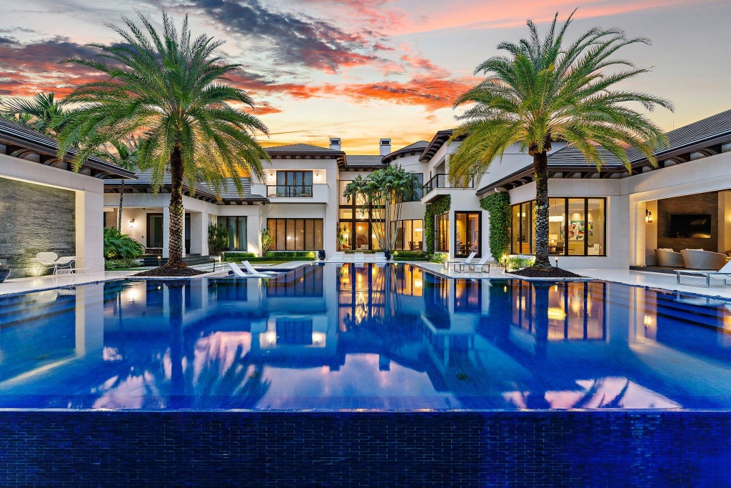 Photo of 211 Bears Club Drive, Jupiter, FL 33477 (MLS # B26080875)