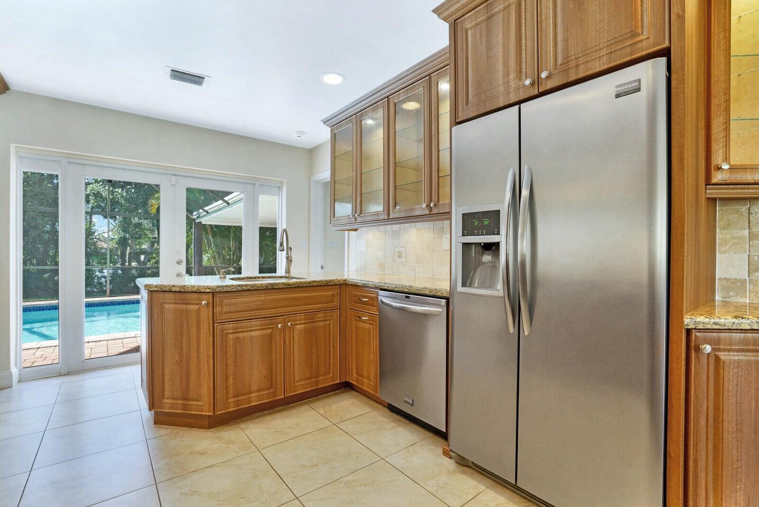 LITTLE HARBOR ON THE HILL - Residential Lease