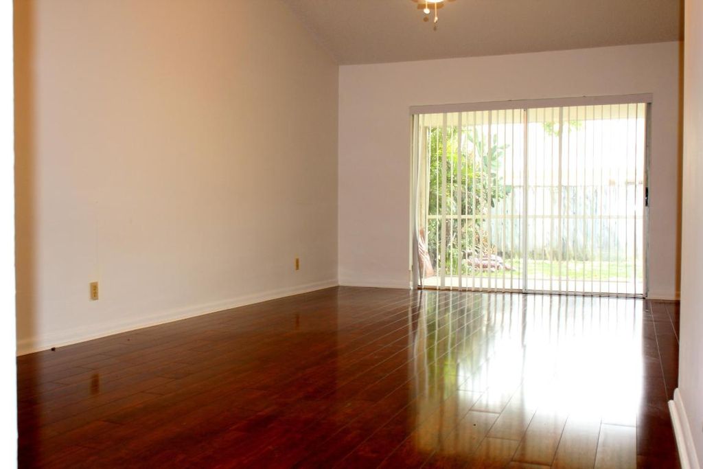 Photo of 157 Pinewood Court, Jupiter, FL 33458 (MLS # R10956461)