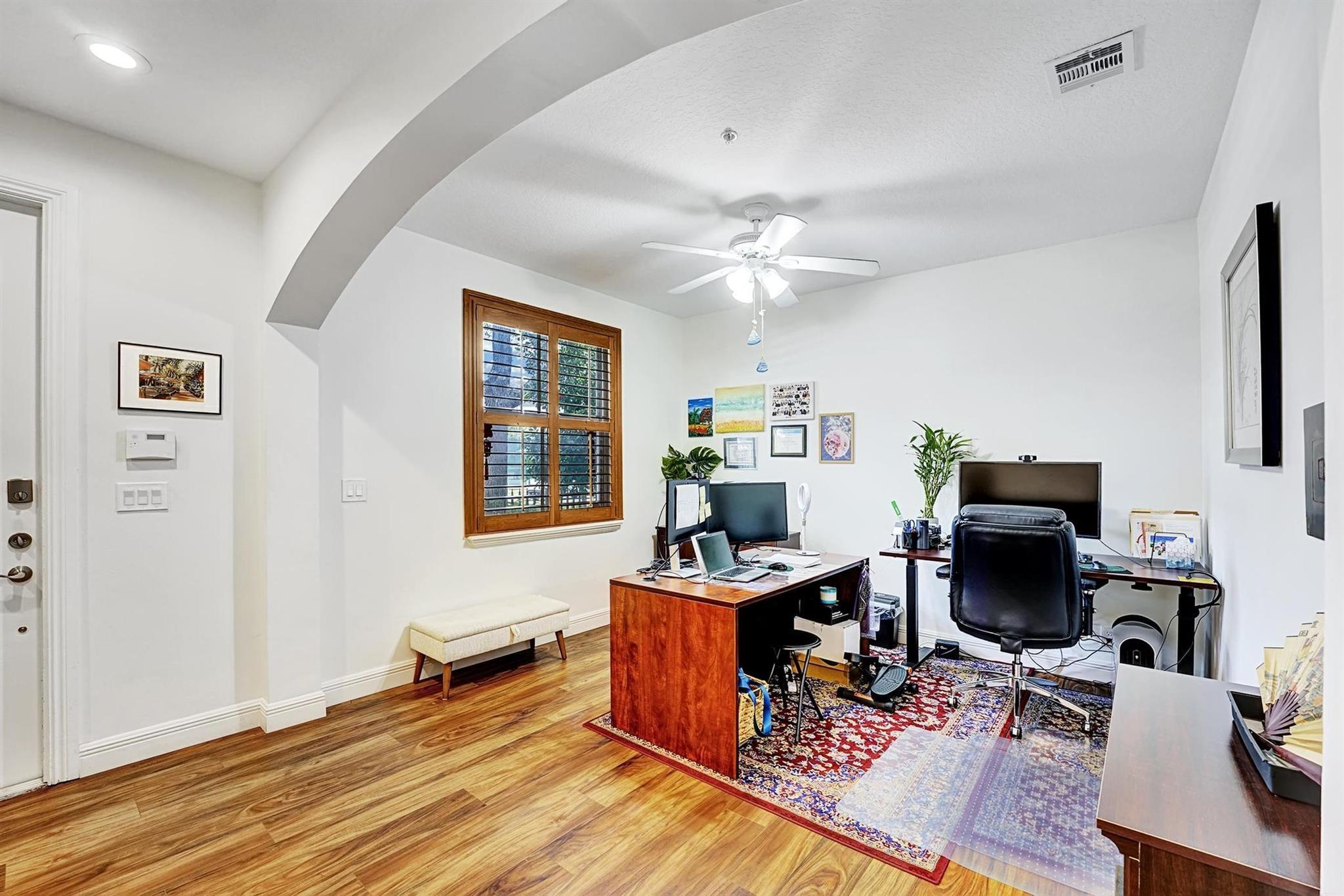 50 NW 3rd Avenue