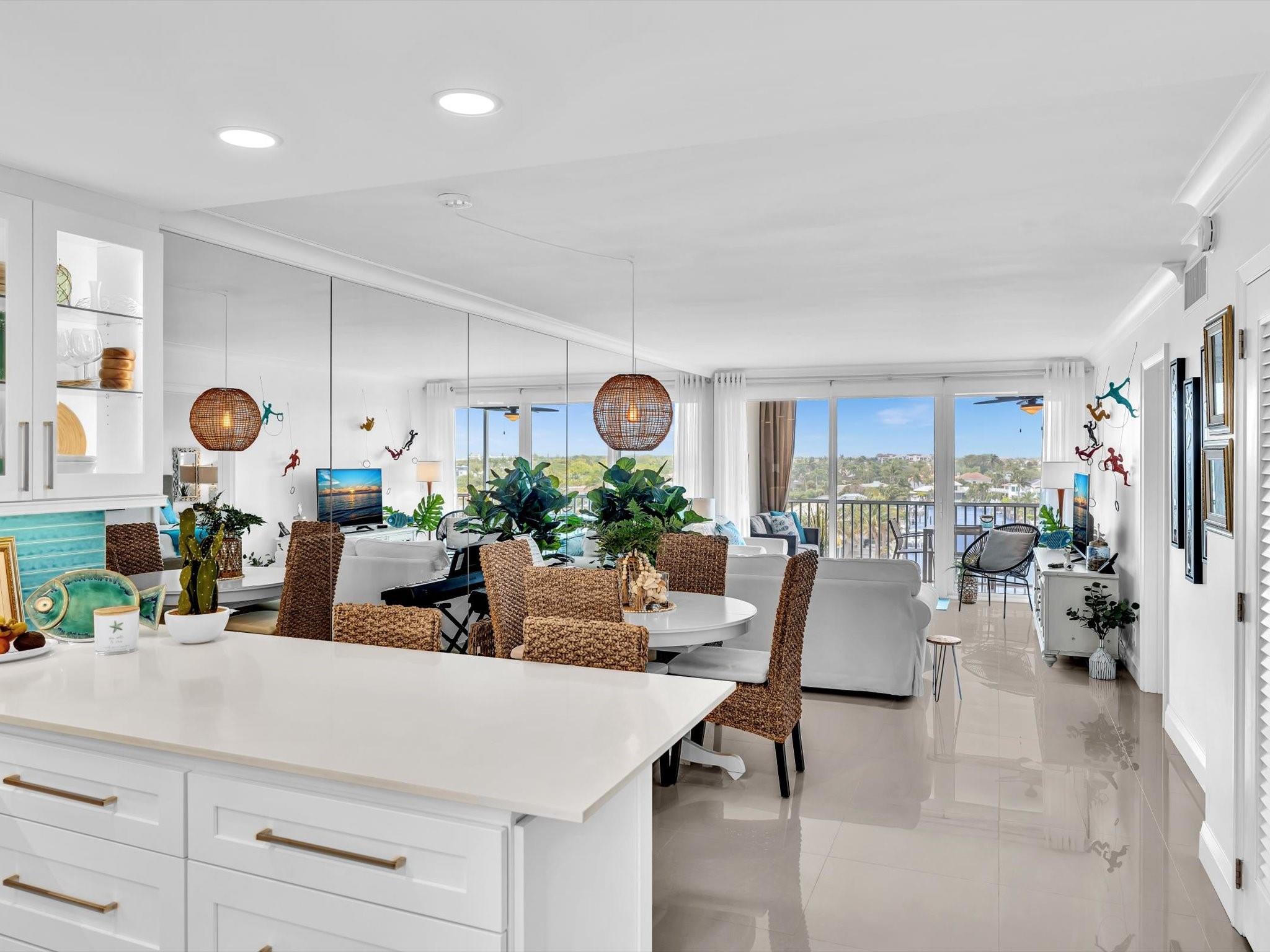 PENTHOUSE HIGHLANDS CONDO - Residential Lease