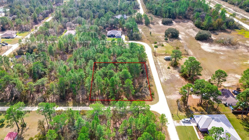An extravagant .52 acre vacant lot in the beautiful up and coming Weeki Wachee, Royal Highlands! This parcel is in the perfect location to build your dream home, as it is conveniently located just minutes away from the Gulf beaches and access to many activities such as fishing, swimming, or kayaking. Very close to Hwy 19 for easy access to many other places or activities you desire. No deed restriction. Electricity available at neighboring lots. This peaceful and country area is the type of lifestyle you always desired to be in. Purchase before it's too late!