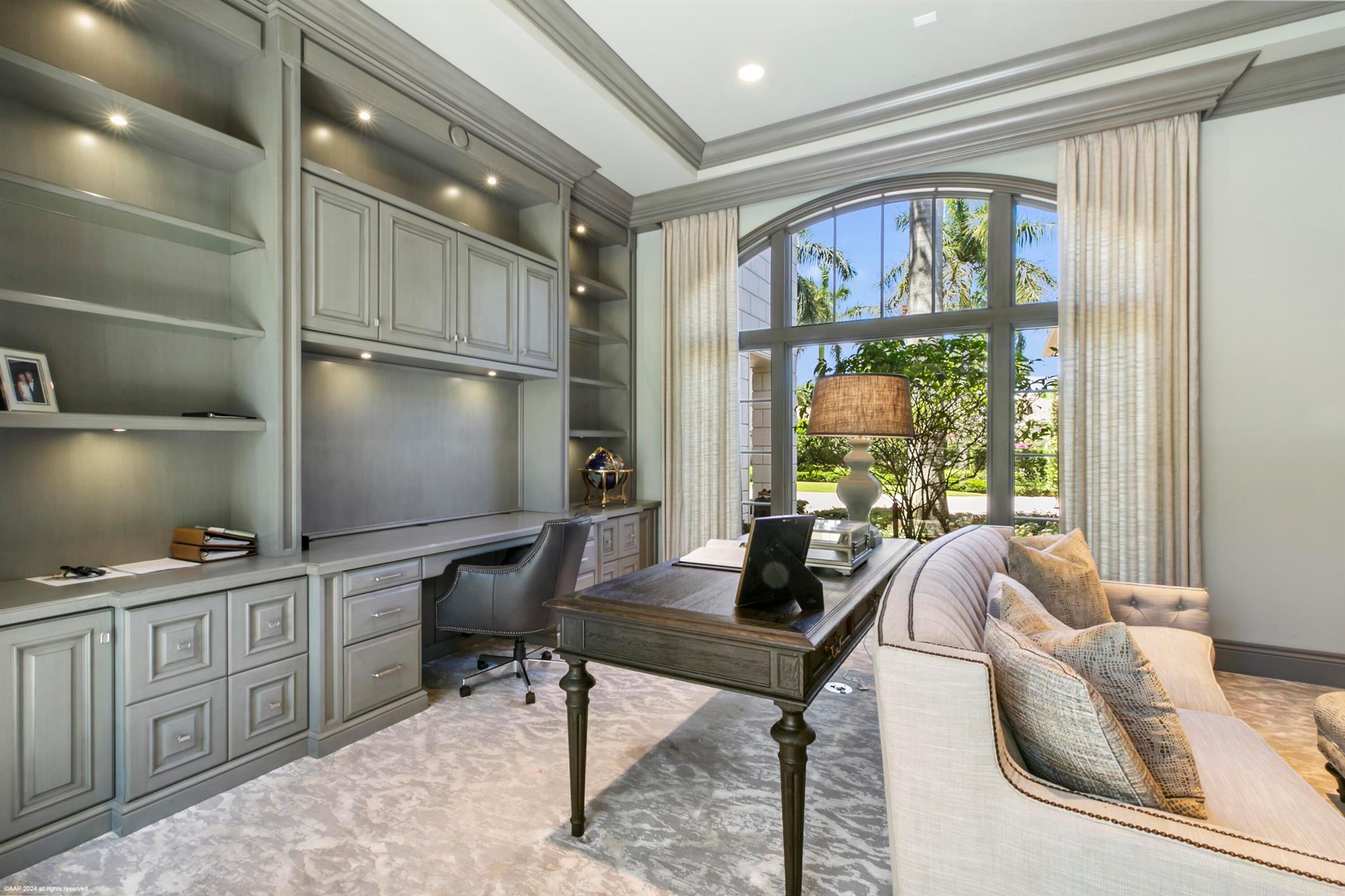 OLD PALM - Residential