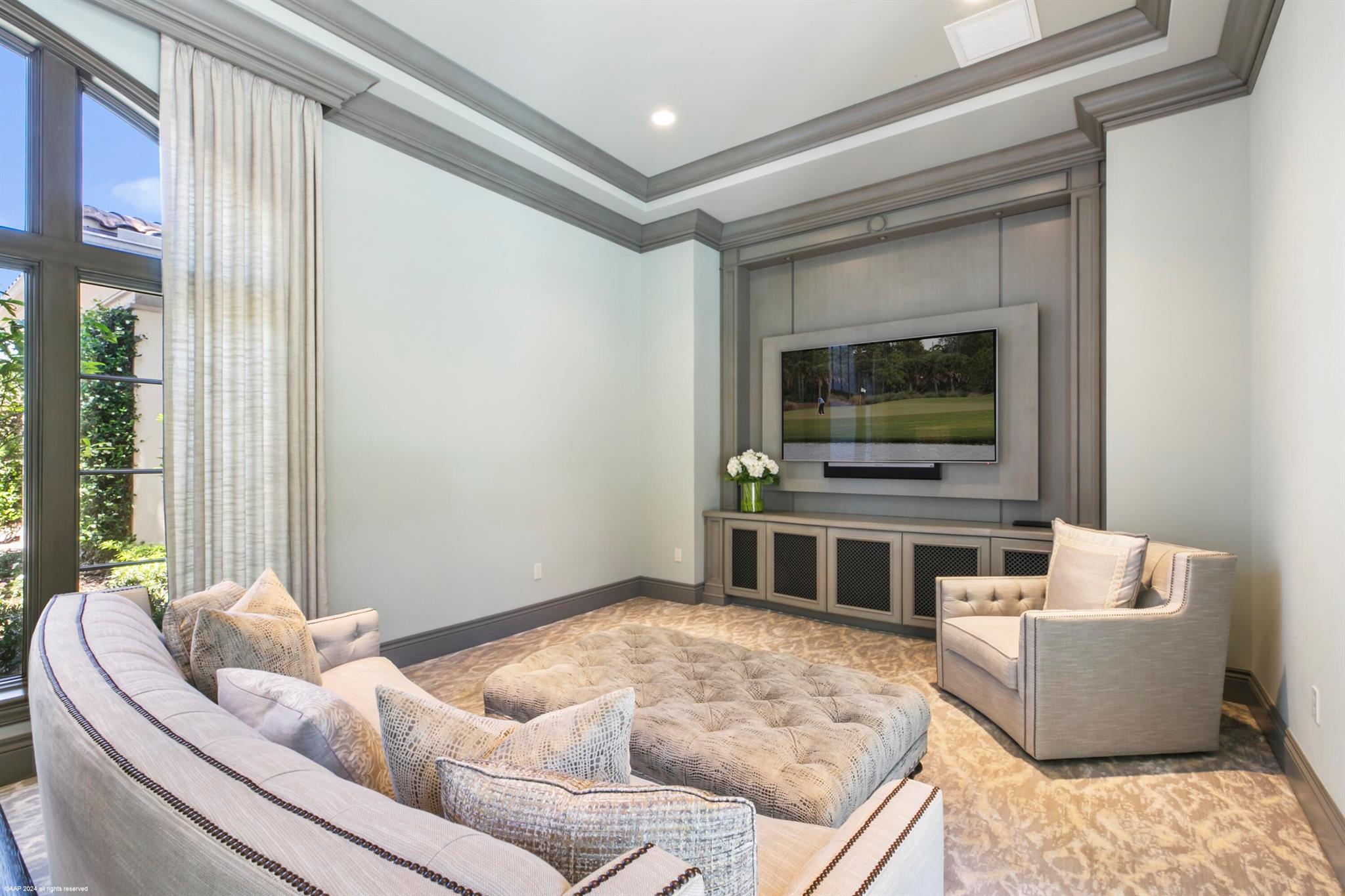 OLD PALM - Residential