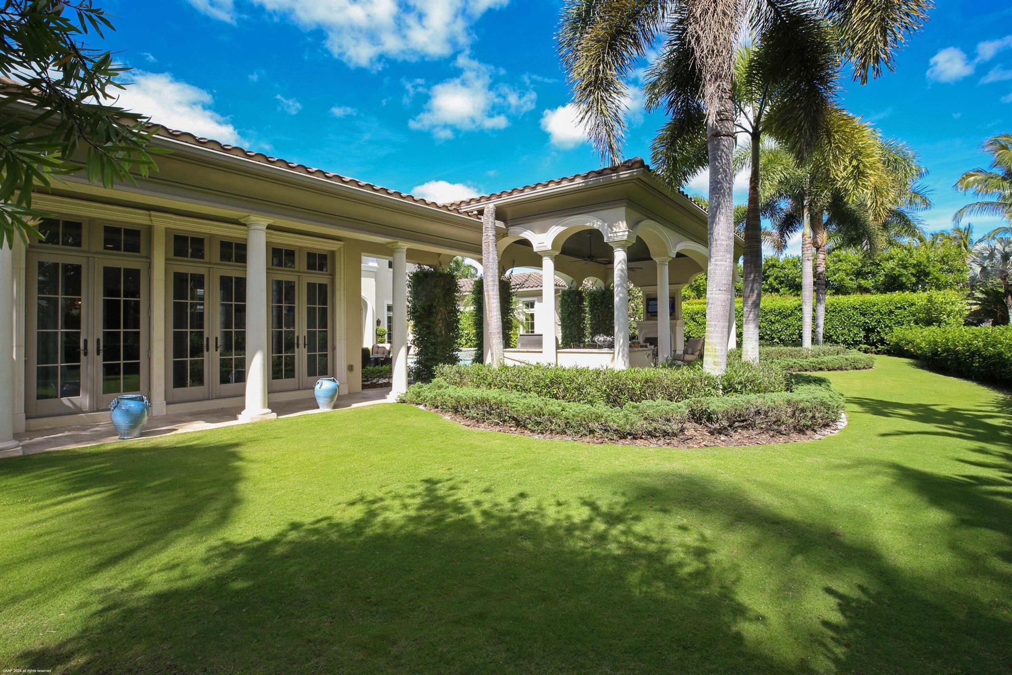 OLD PALM - Residential