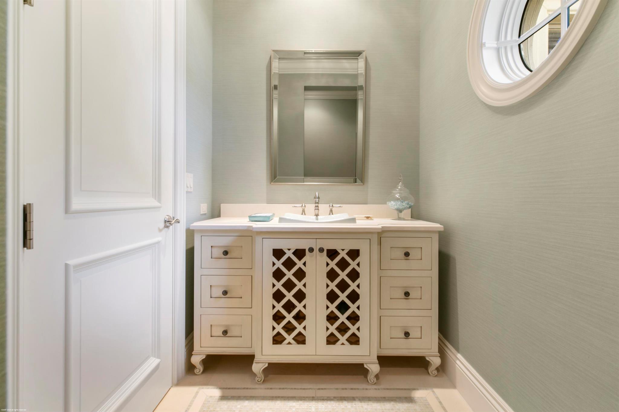 OLD PALM - Residential