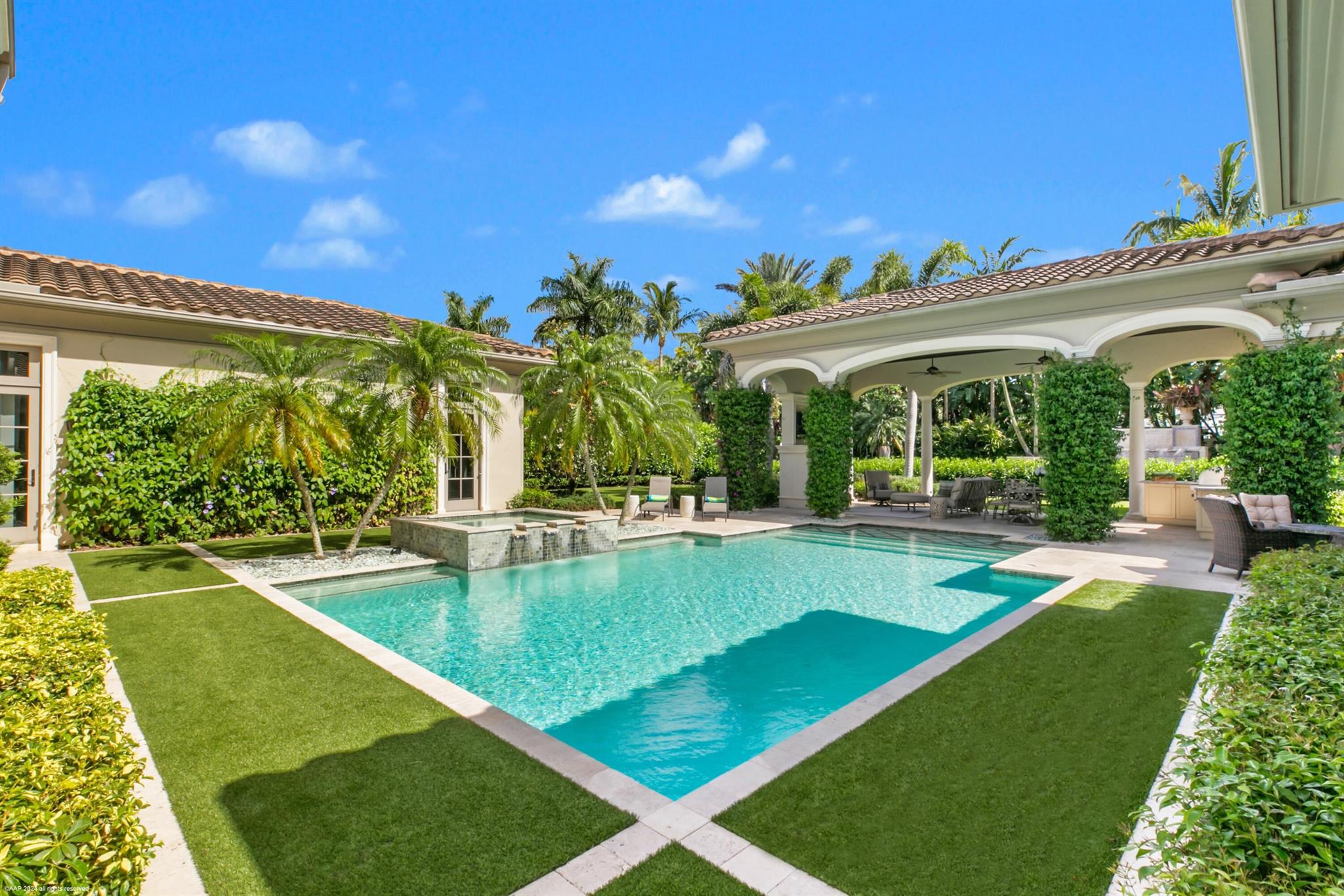 OLD PALM - Residential