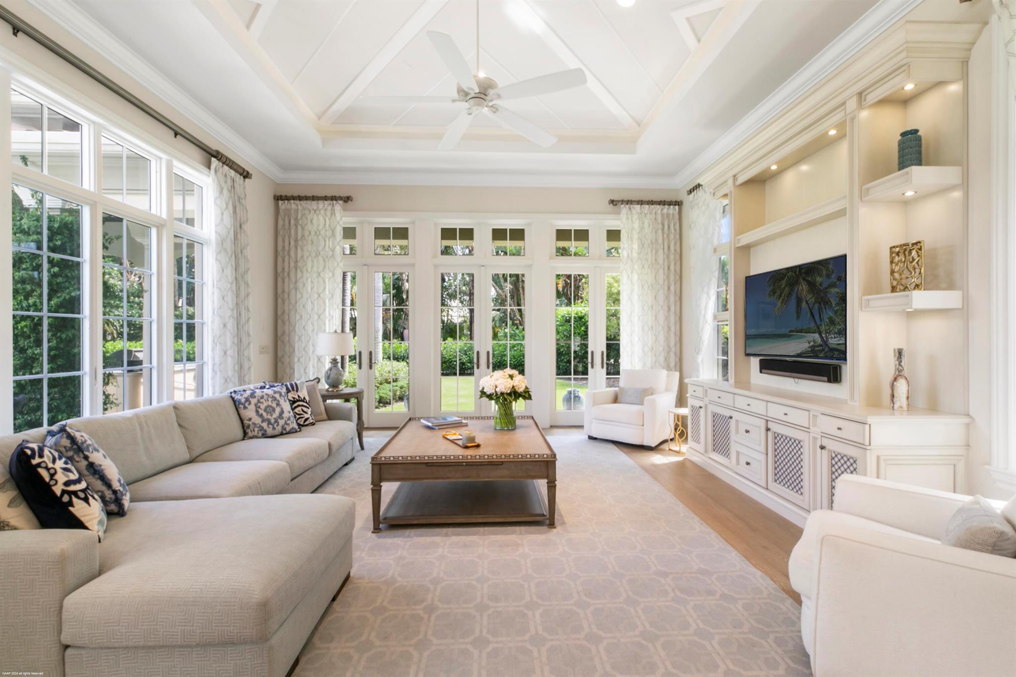 OLD PALM - Residential