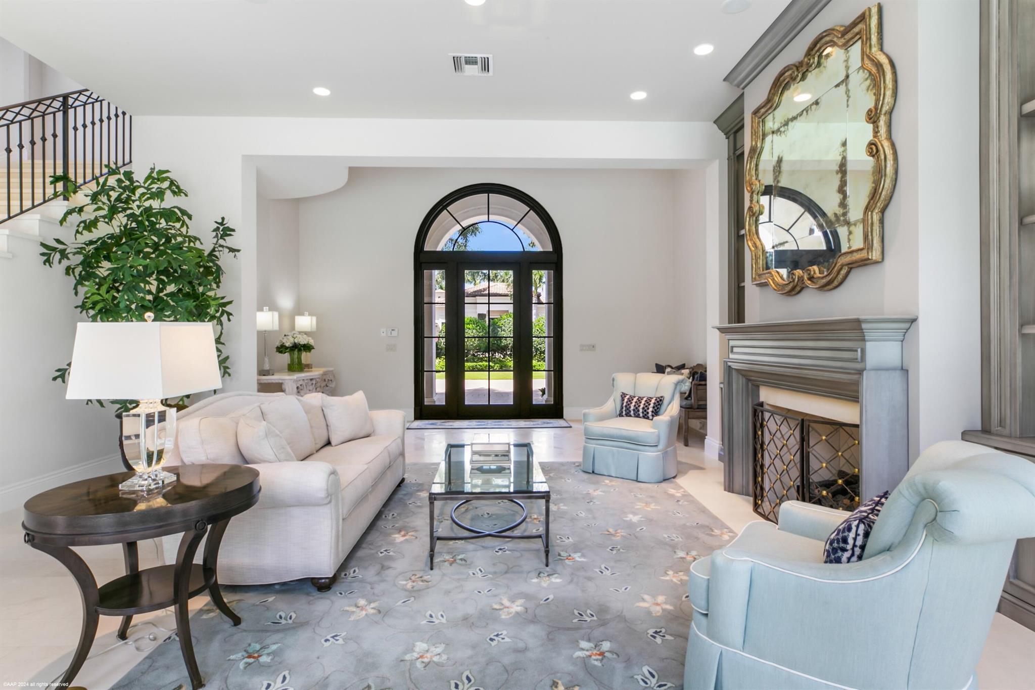 OLD PALM - Residential