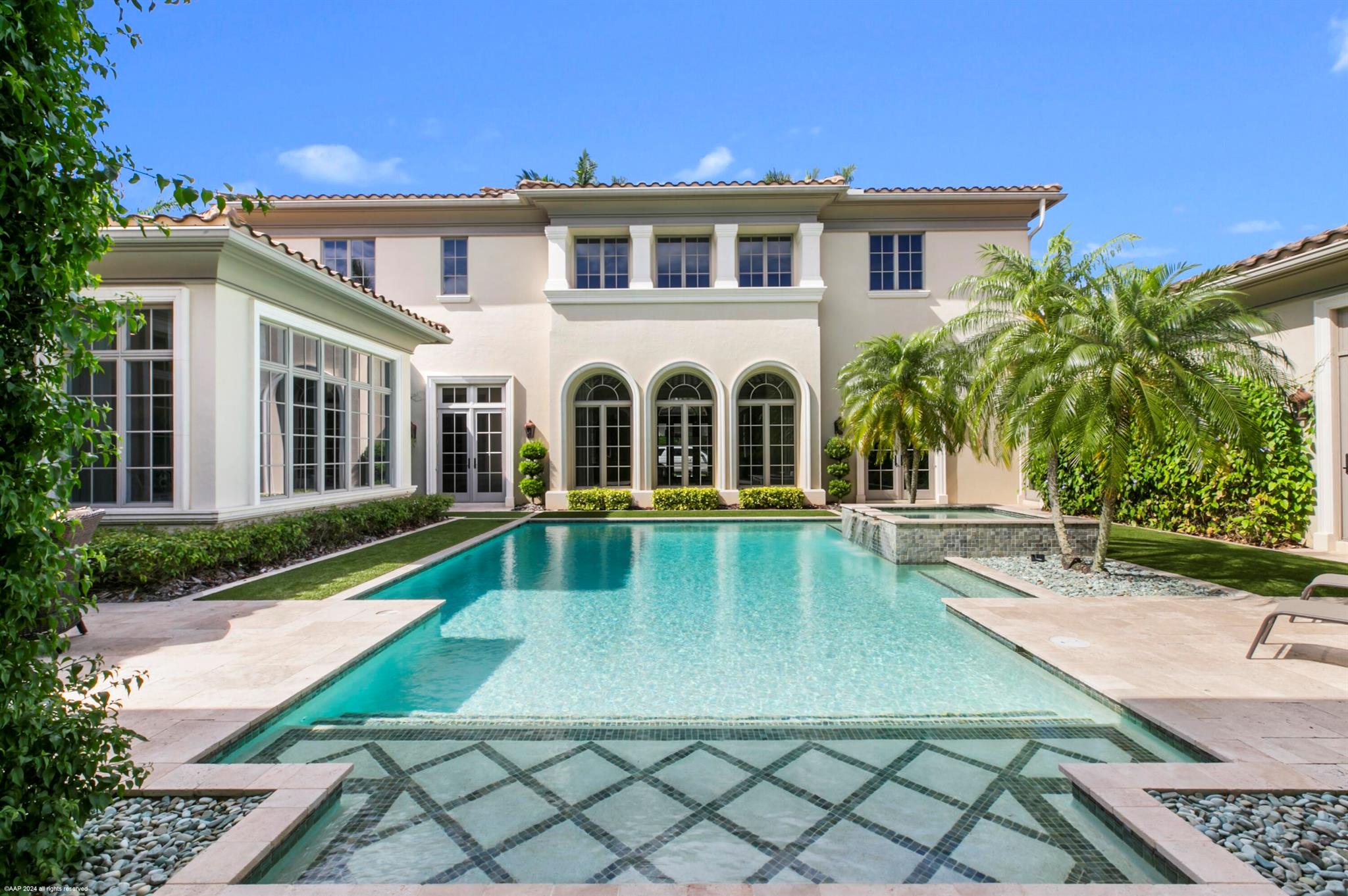 OLD PALM - Residential