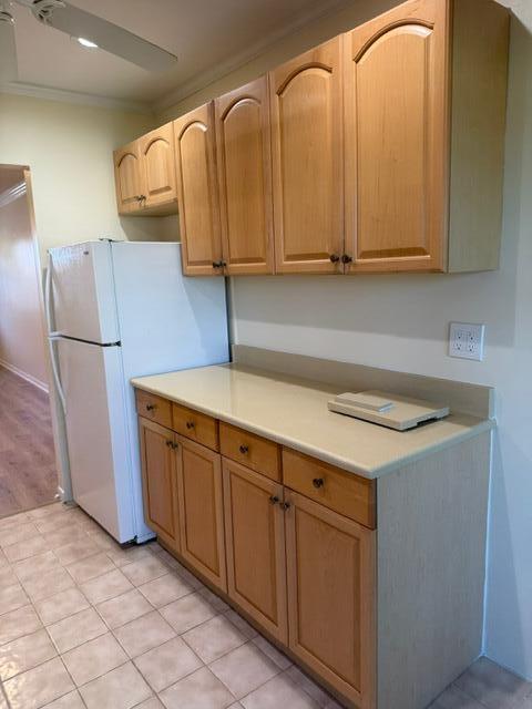 VILLAGES OF ORIOLE ABBEY - Residential Lease