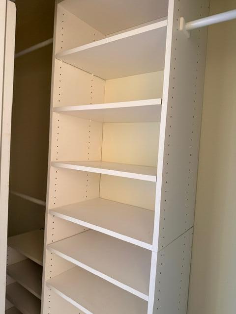 VILLAGES OF ORIOLE ABBEY - Residential Lease