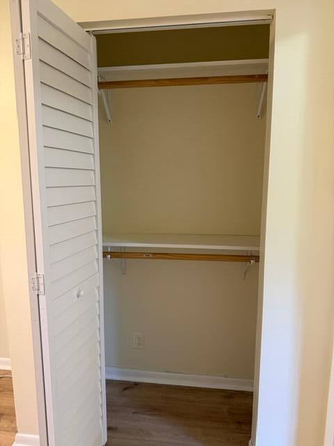 VILLAGES OF ORIOLE ABBEY - Residential Lease