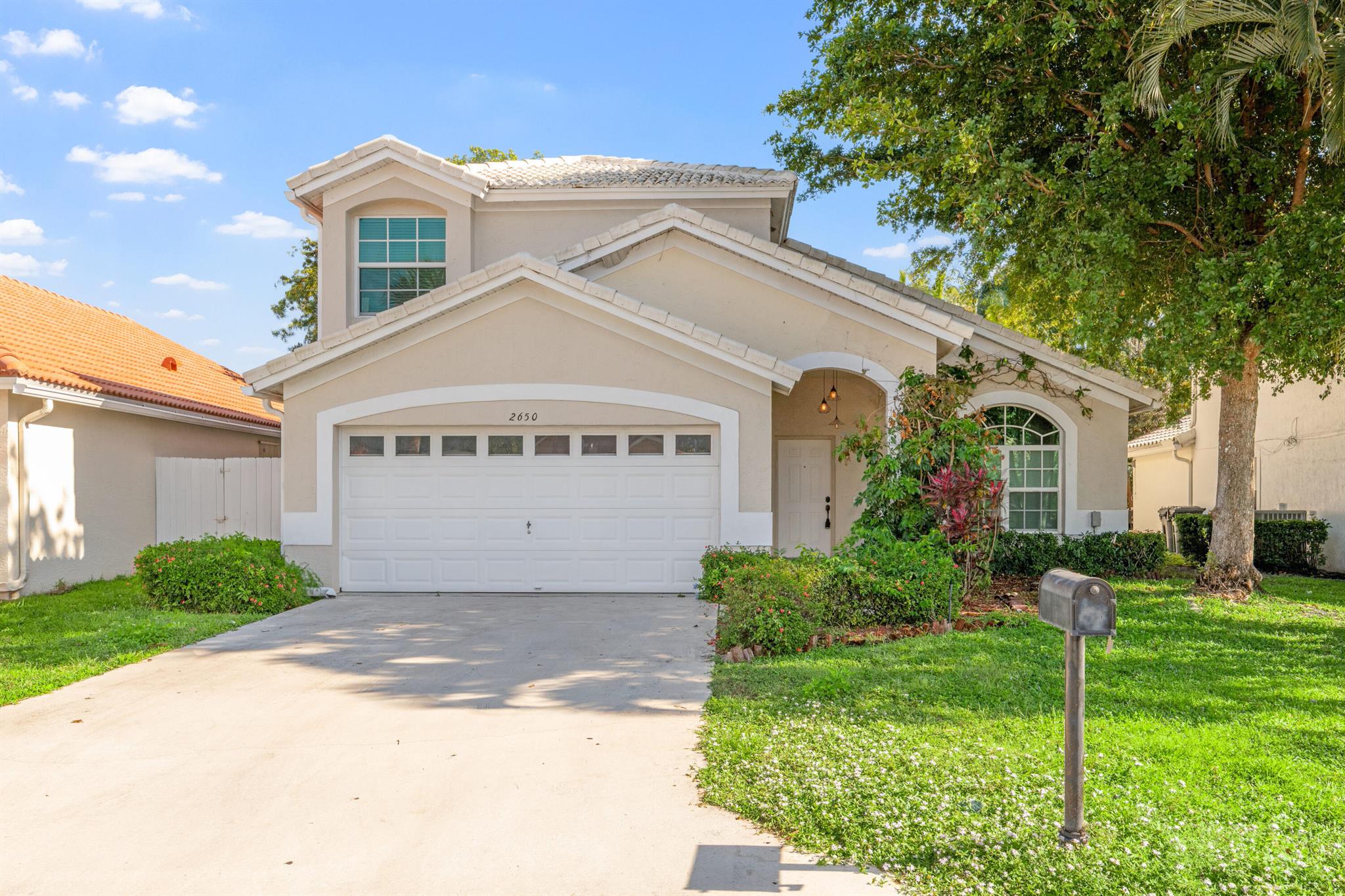 FAIRWAY COVE OF WELLINGTO - Residential