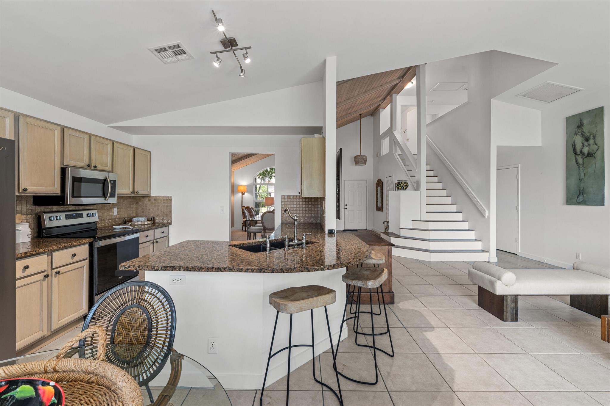 FAIRWAY COVE OF WELLINGTO - Residential