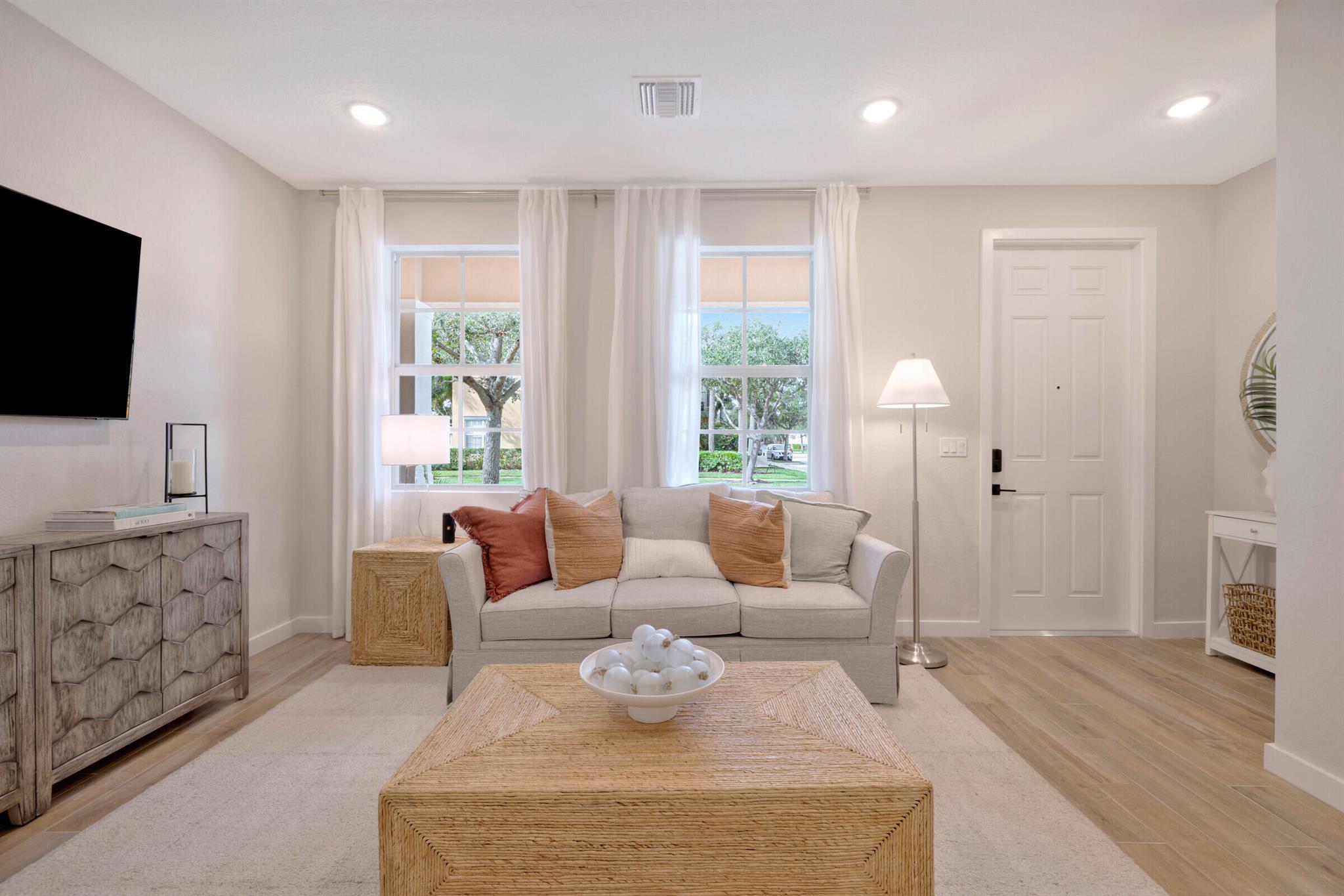 EAST LAKE VILLAGE NO 3 - Residential