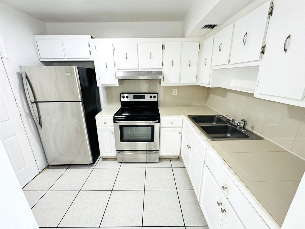 Photo of 3710 NW 21st St #310, Lauderdale Lakes, FL 33311 (MLS # F10487931)