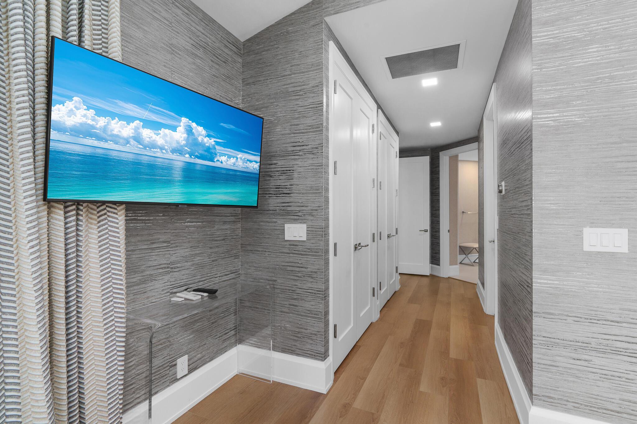 ADDISON RESERVE - Residential