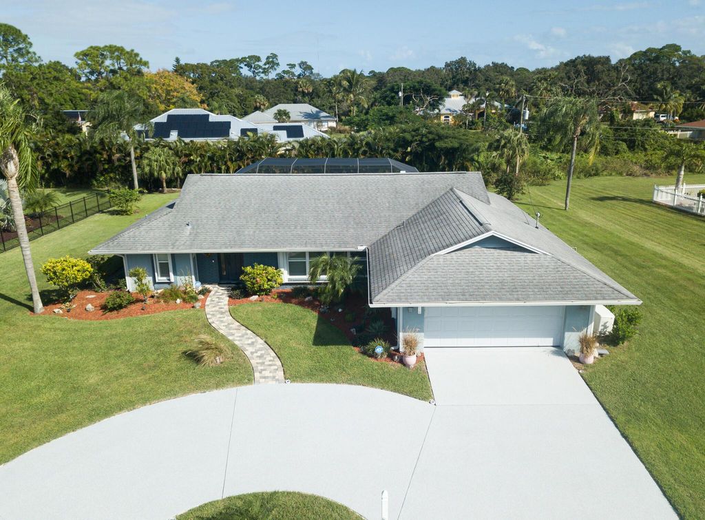 Photo of 2021 SE Westmoreland Boulevard, Port St Lucie, FL 34952 (MLS # R10927903)