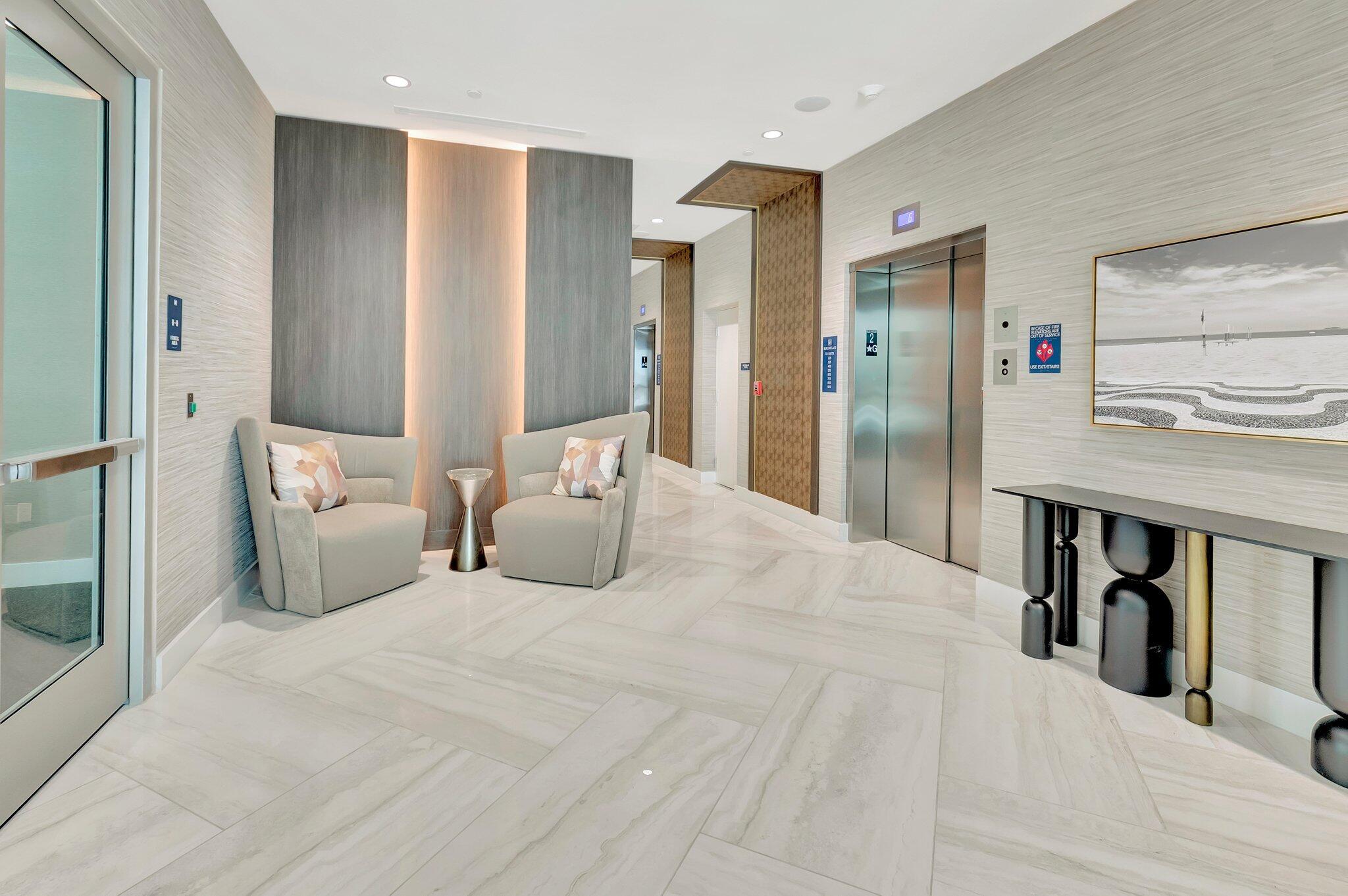 Royal Palm Residences - Residential