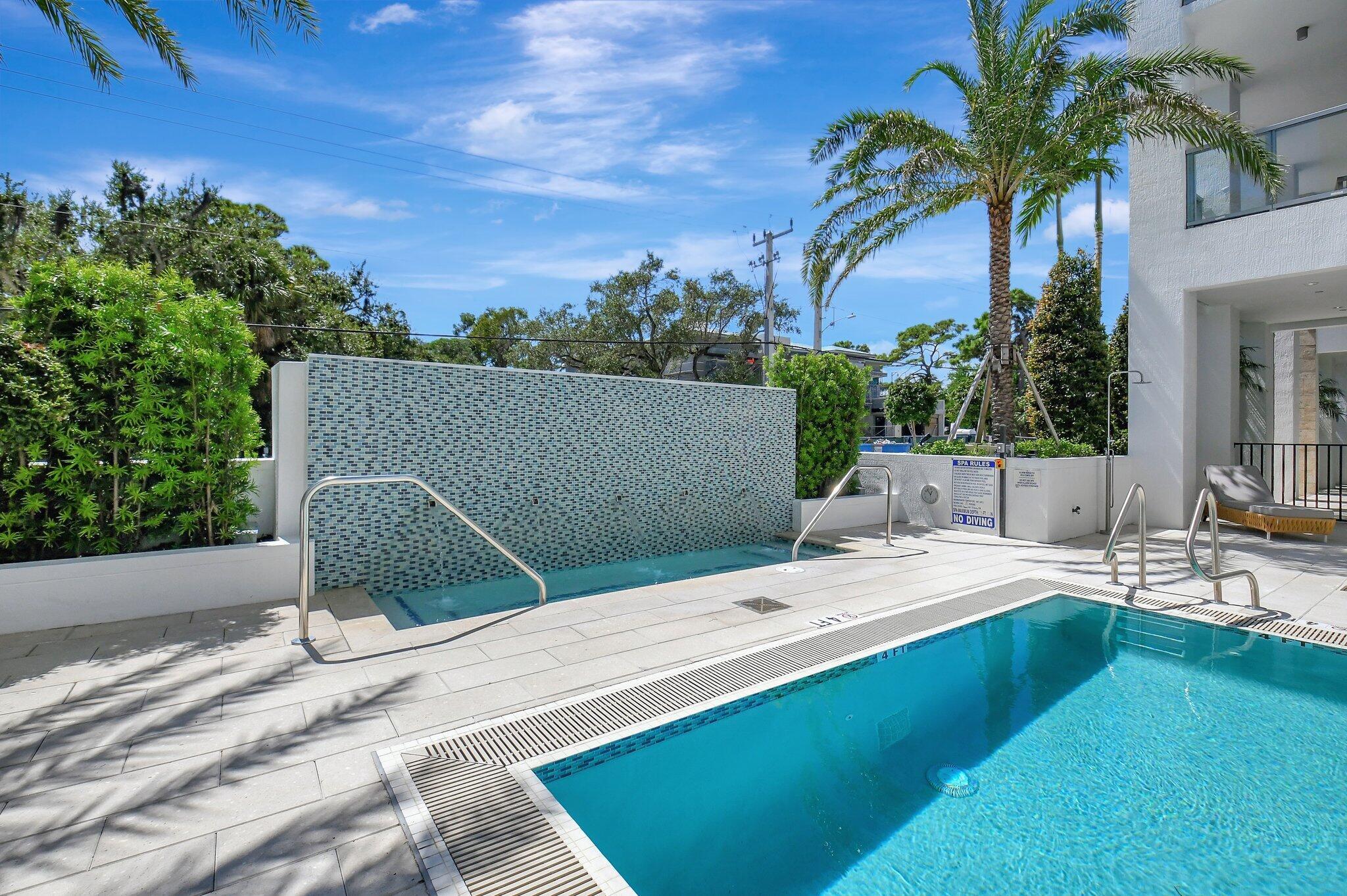 Royal Palm Residences - Residential