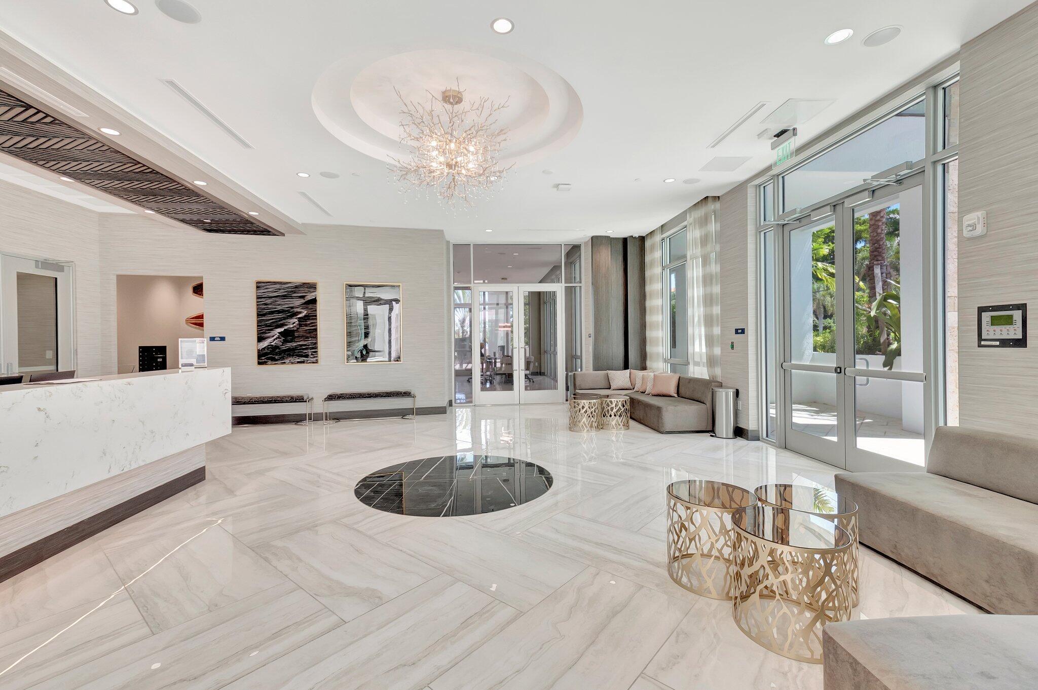 Royal Palm Residences - Residential