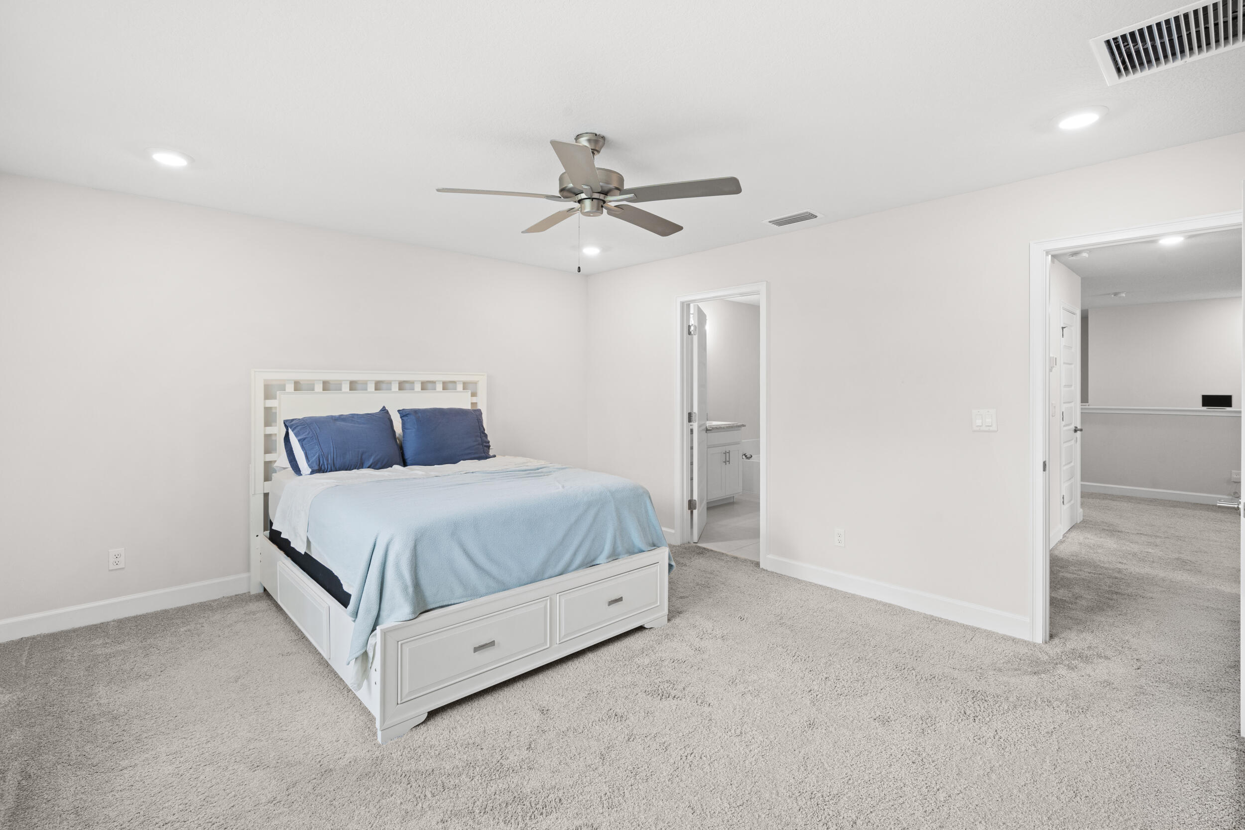 RIVER PLACE ON THE ST LUCIE NO 10 1ST REPLAT - Residential