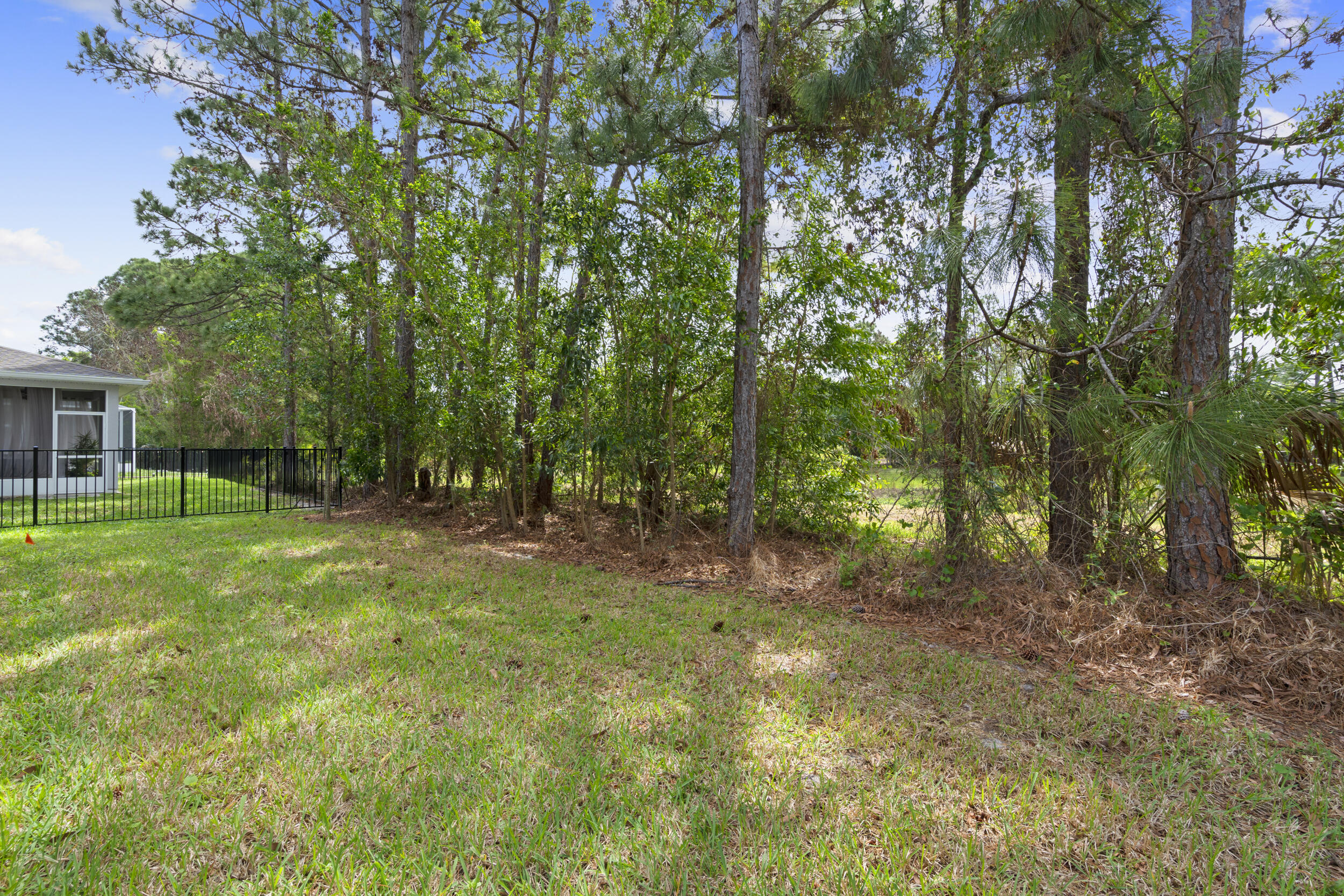 RIVER PLACE ON THE ST LUCIE NO 10 1ST REPLAT - Residential