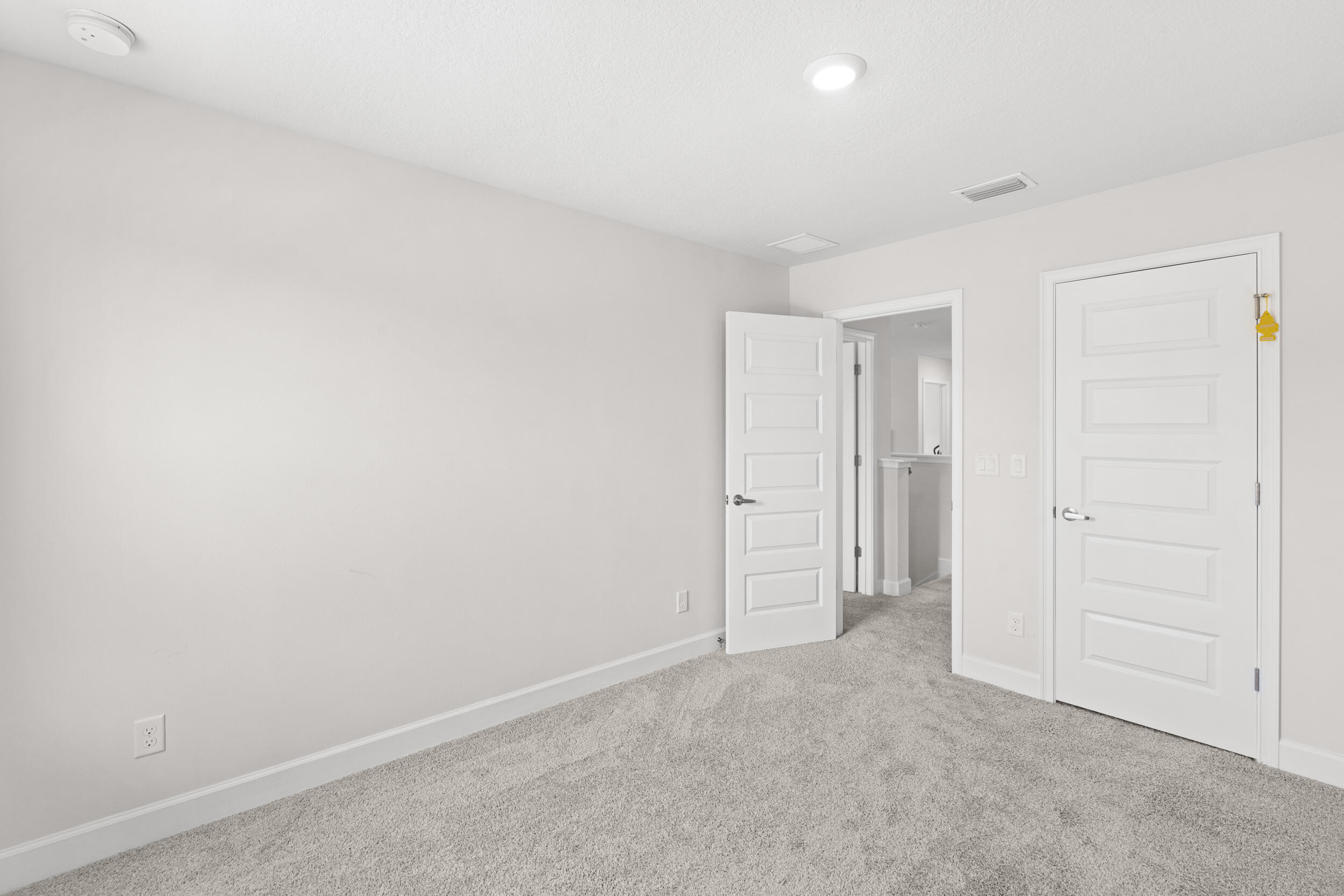 RIVER PLACE ON THE ST LUCIE NO 10 1ST REPLAT - Residential