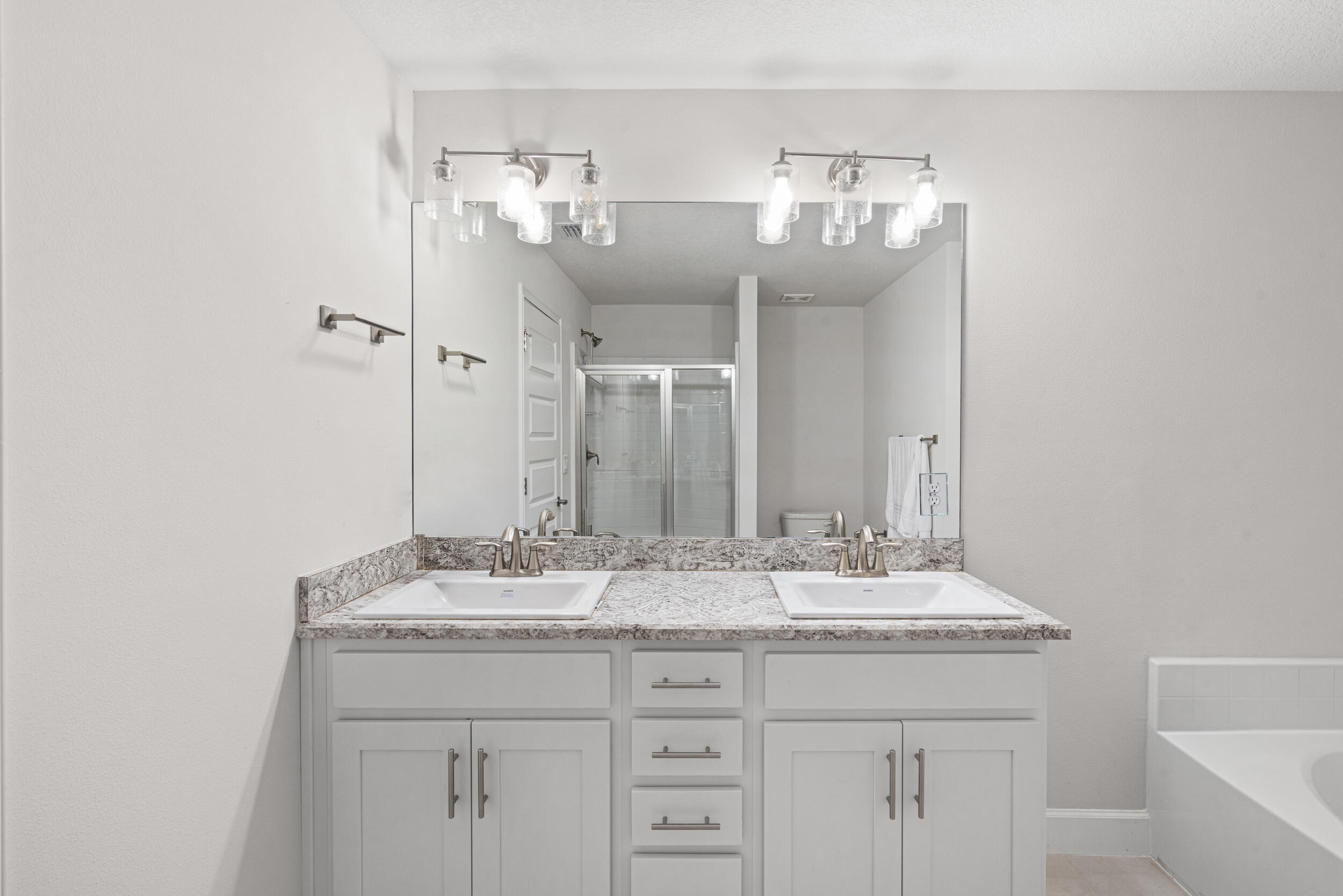 RIVER PLACE ON THE ST LUCIE NO 10 1ST REPLAT - Residential