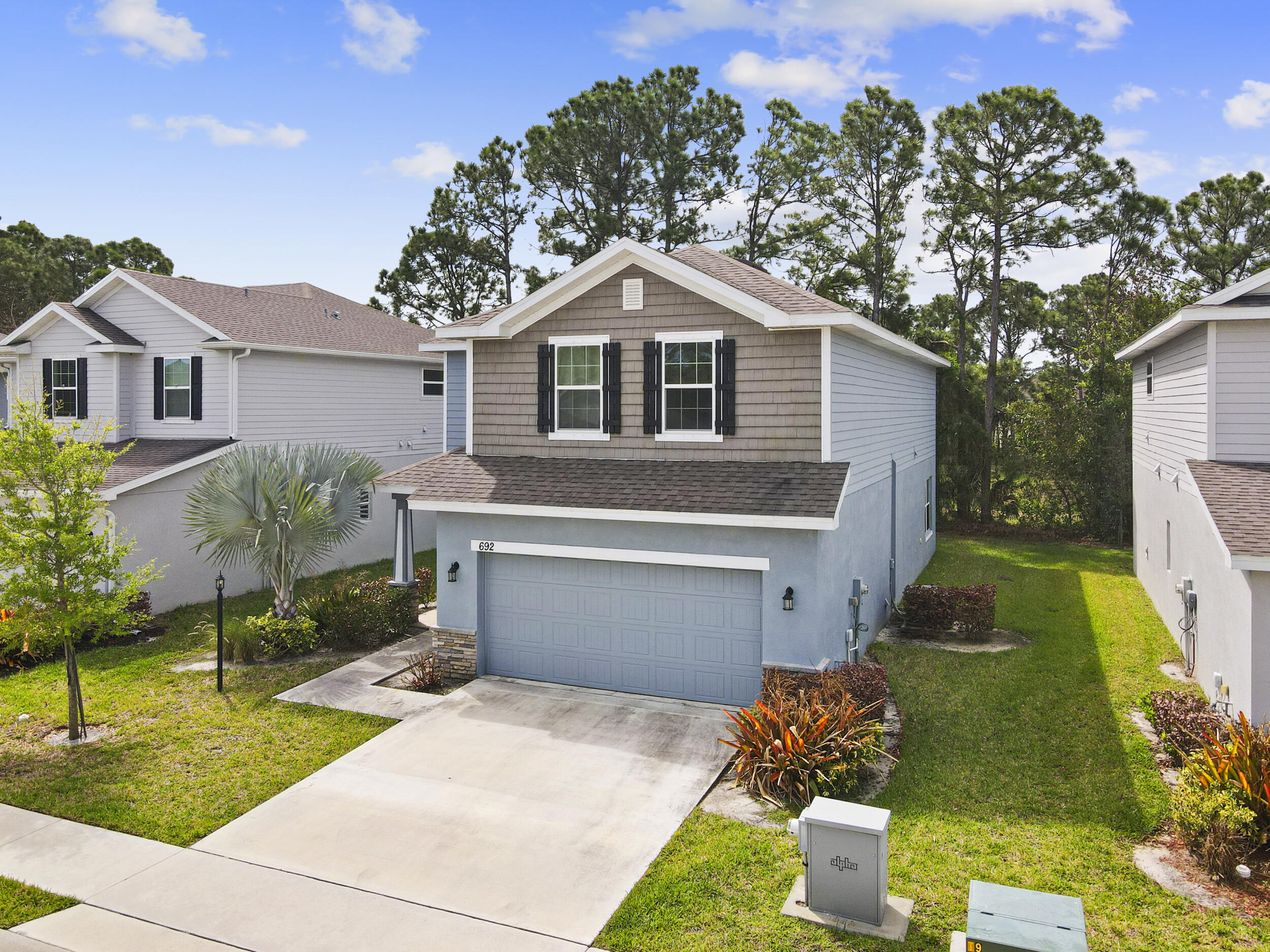 RIVER PLACE ON THE ST LUCIE NO 10 1ST REPLAT - Residential