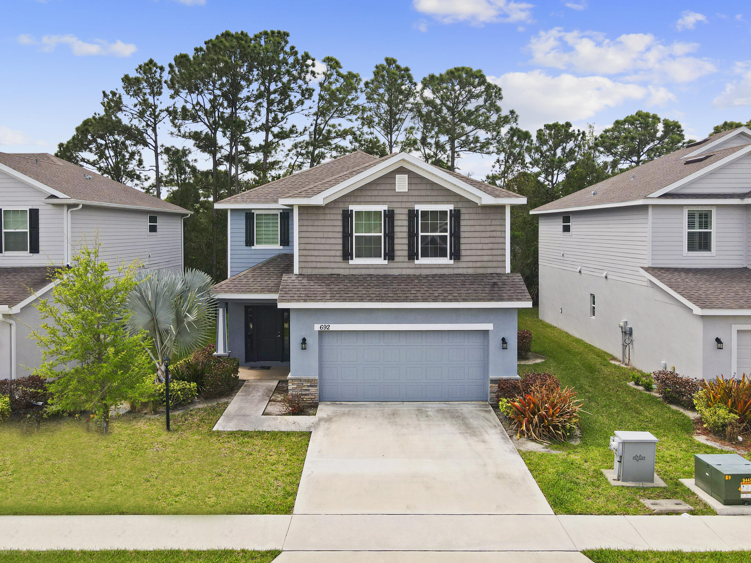 RIVER PLACE ON THE ST LUCIE NO 10 1ST REPLAT - Residential