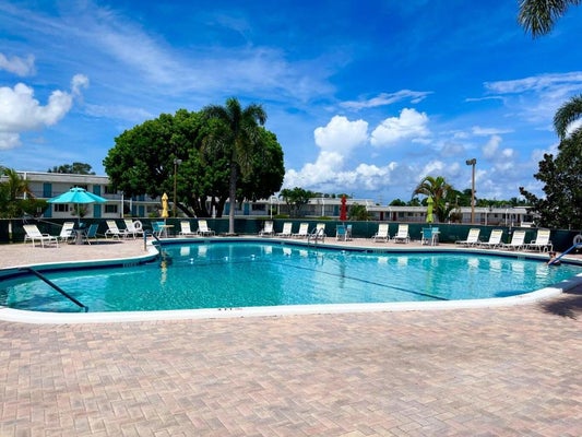 2840 LAKE OSBORNE DR APT 205, LAKE WORTH BEACH, FL 33461 - Image ba5c7a10bf02a7bc0c6ebbcf968fbe57/1720260033