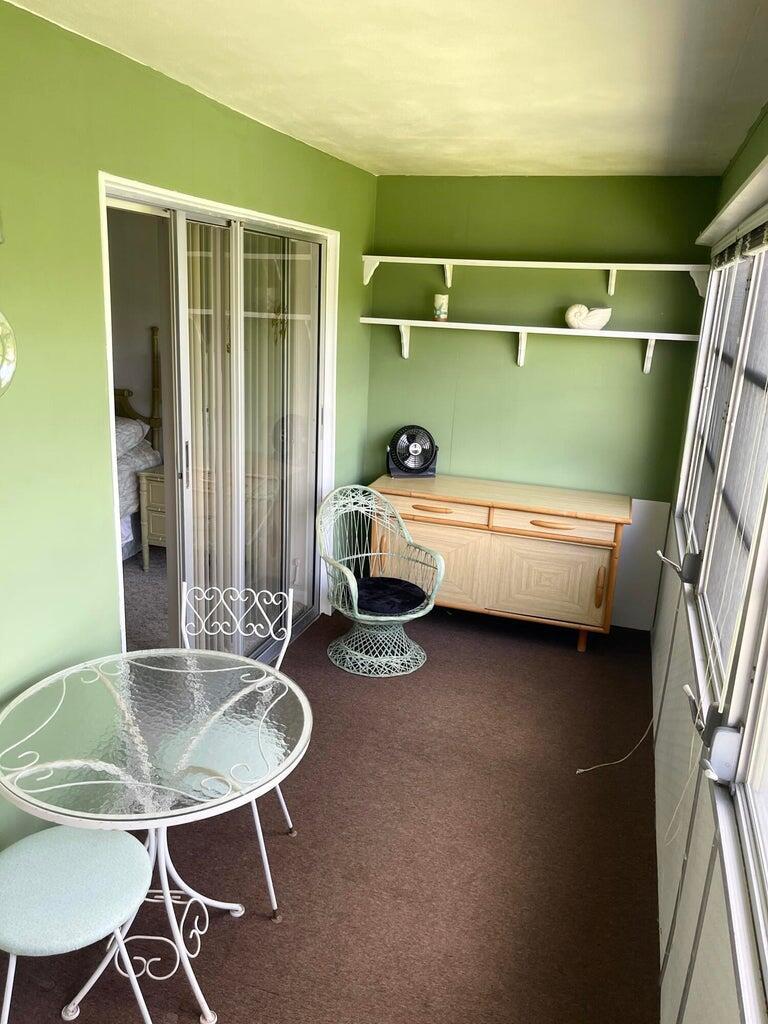 MURRY HILLS APT BLDG COND - Residential Lease