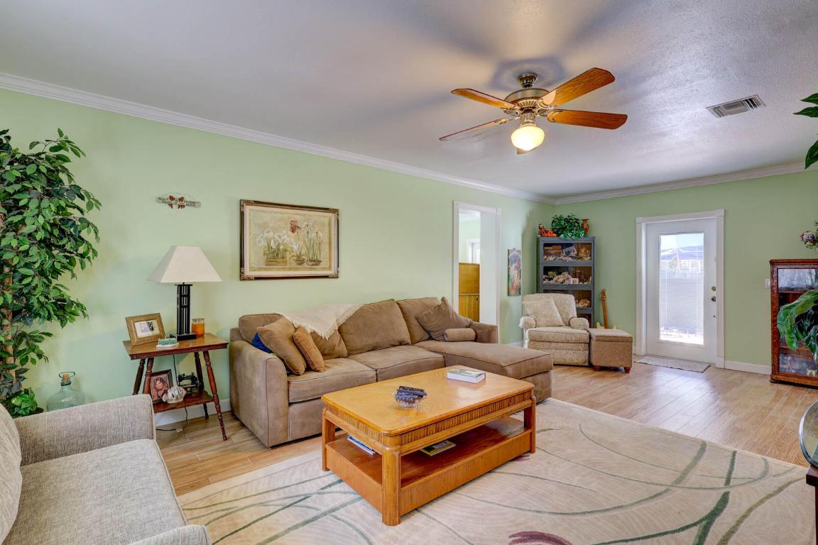 RIVER POINT - Residential