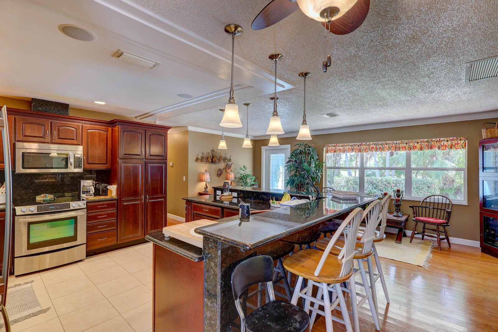 RIVER POINT - Residential