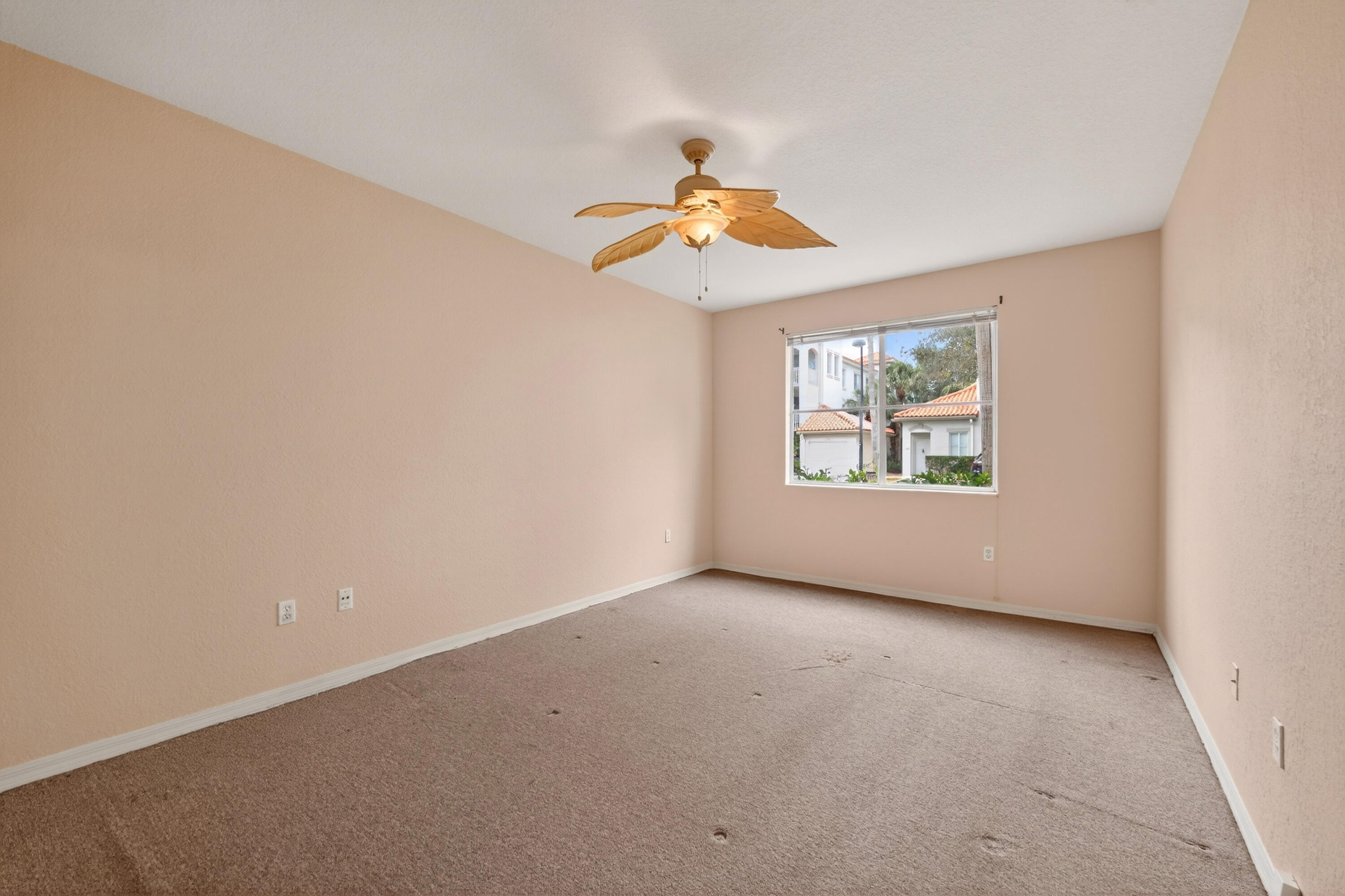 RESIDENCES AT LEGACY PLACE CONDO - Residential