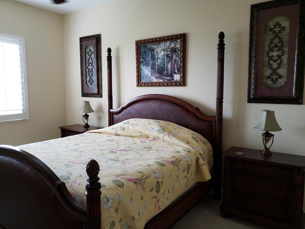 HARBOUR ISLE AT HUTCHINSON ISLAND WEST, A CONDOMIN - Residential Lease