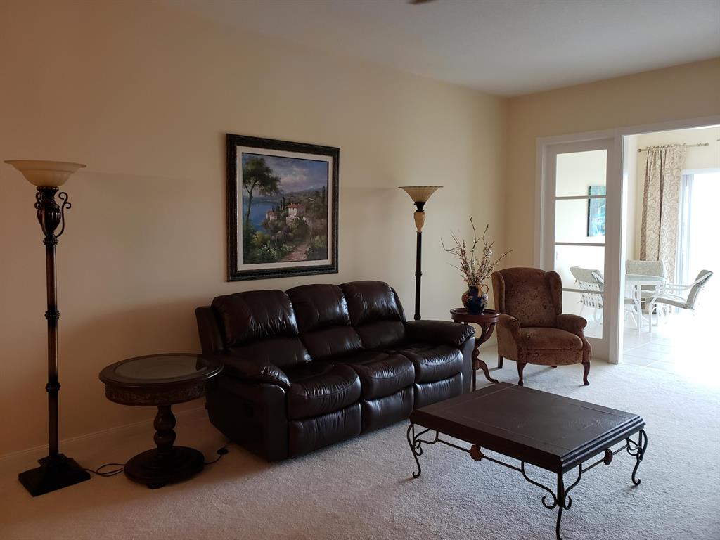 HARBOUR ISLE AT HUTCHINSON ISLAND WEST, A CONDOMIN - Residential Lease