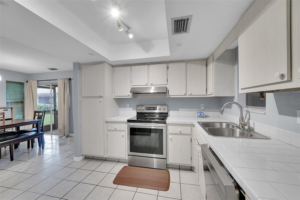 Coquina Cove Villas 86-22 - Residential