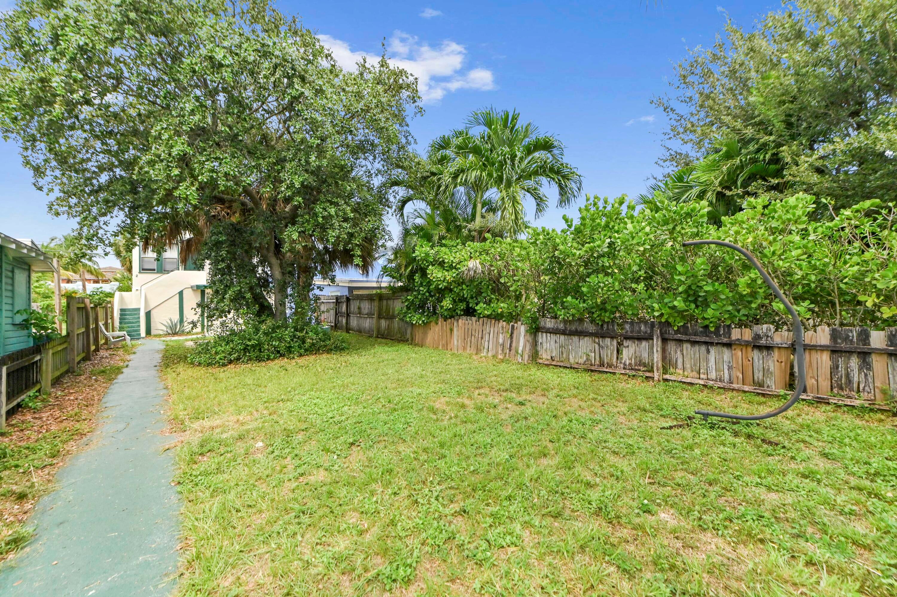 225 N M Street 1
