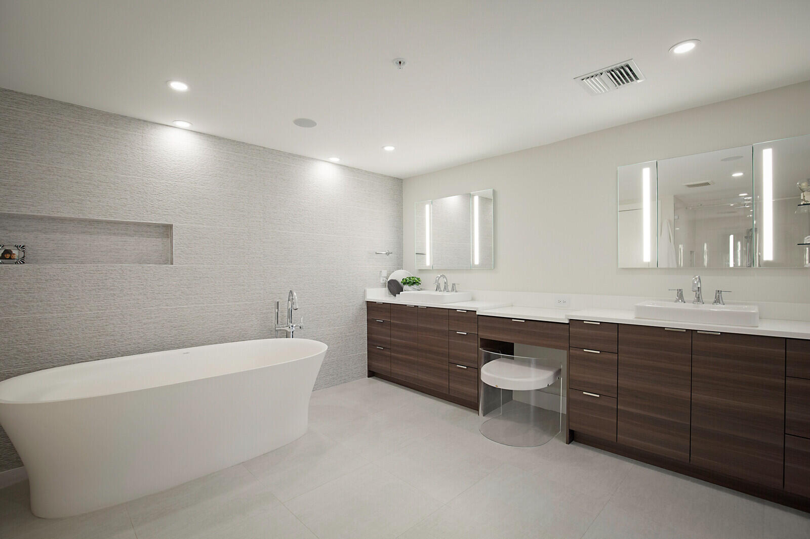 327 ROYAL PALM CONDO - Residential